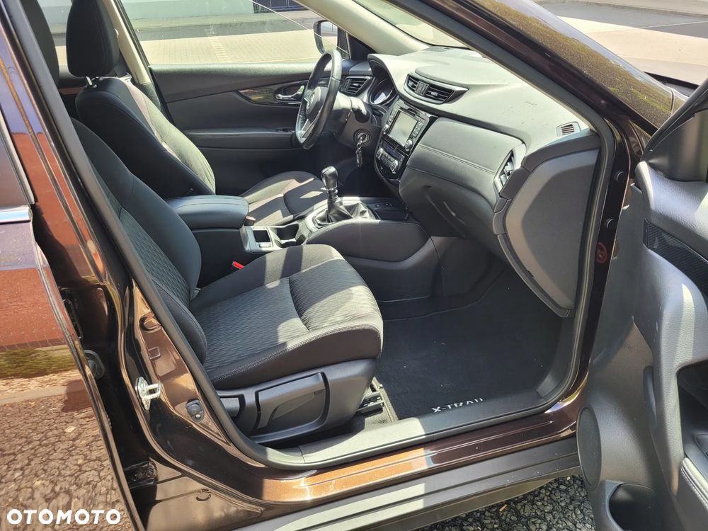Nissan X-Trail 1.6 DIG-T N-Connecta - 24