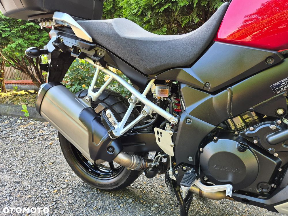 Suzuki DL - 33
