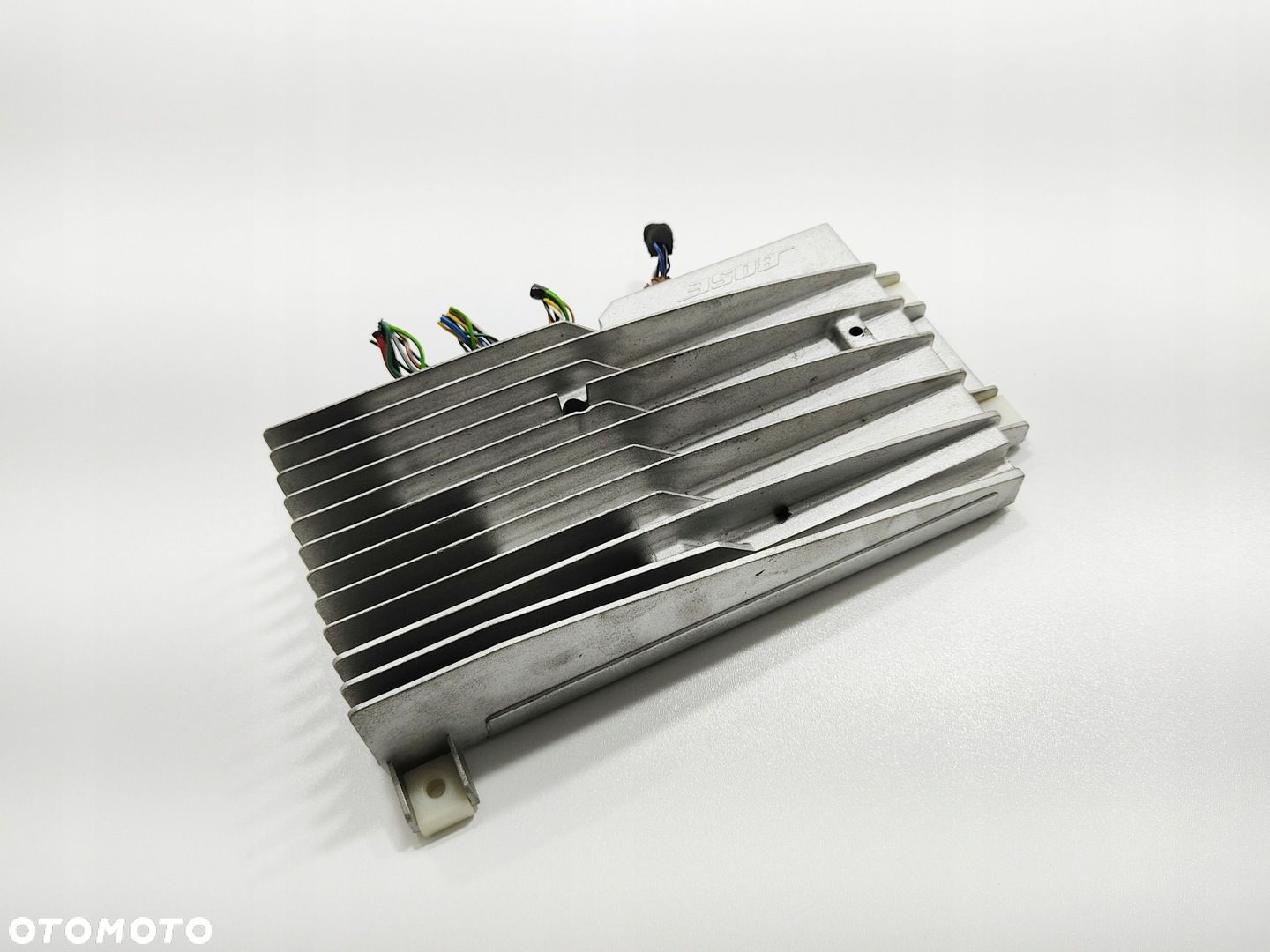 WZMACNIACZ BOSE CADILLAC CTS II 25869048 2007-2014 - 1