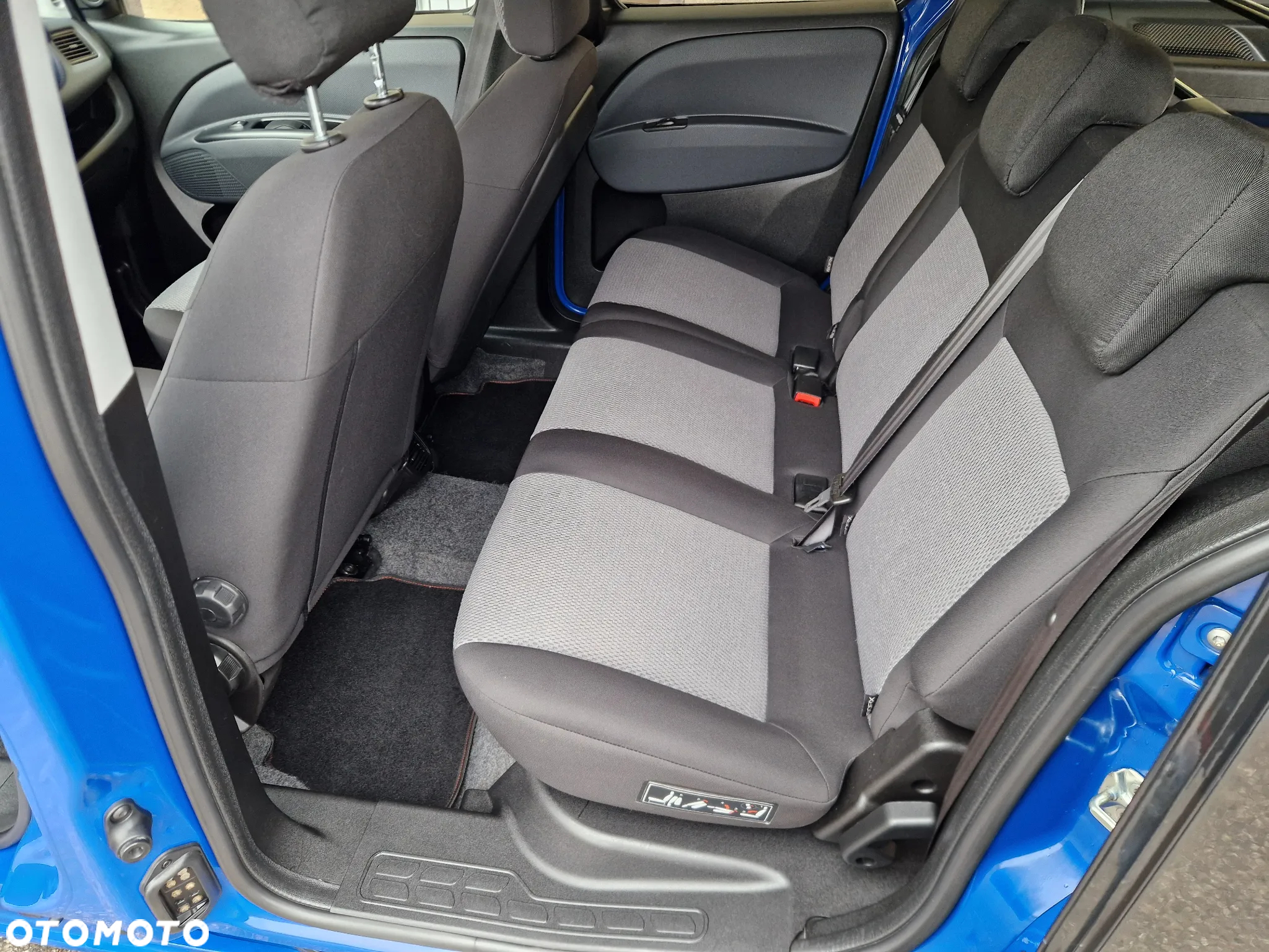 Fiat Doblo 2.0 16V Multijet lang Lounge - 23