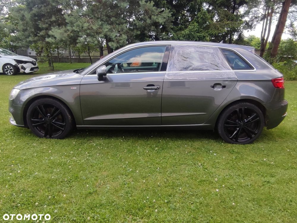 Audi A3 Sportback 2.0 TDI (clean diesel) quattro S tronic S line Sportpaket - 6