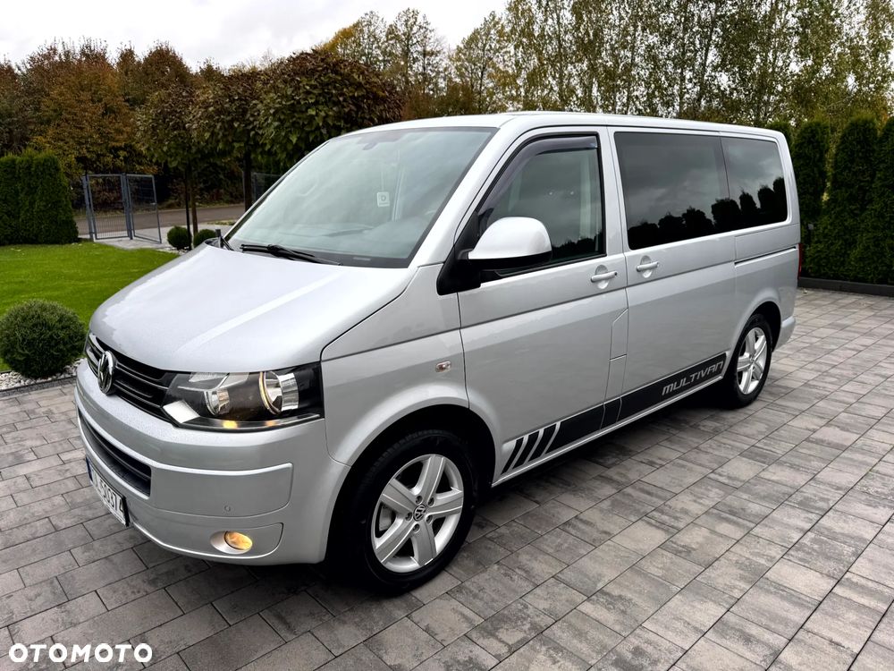 Volkswagen Multivan - 2