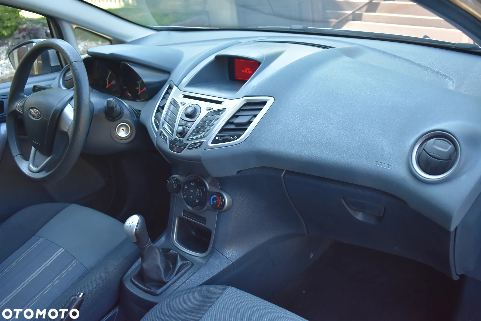 Ford Fiesta 1.25 Trend - 23