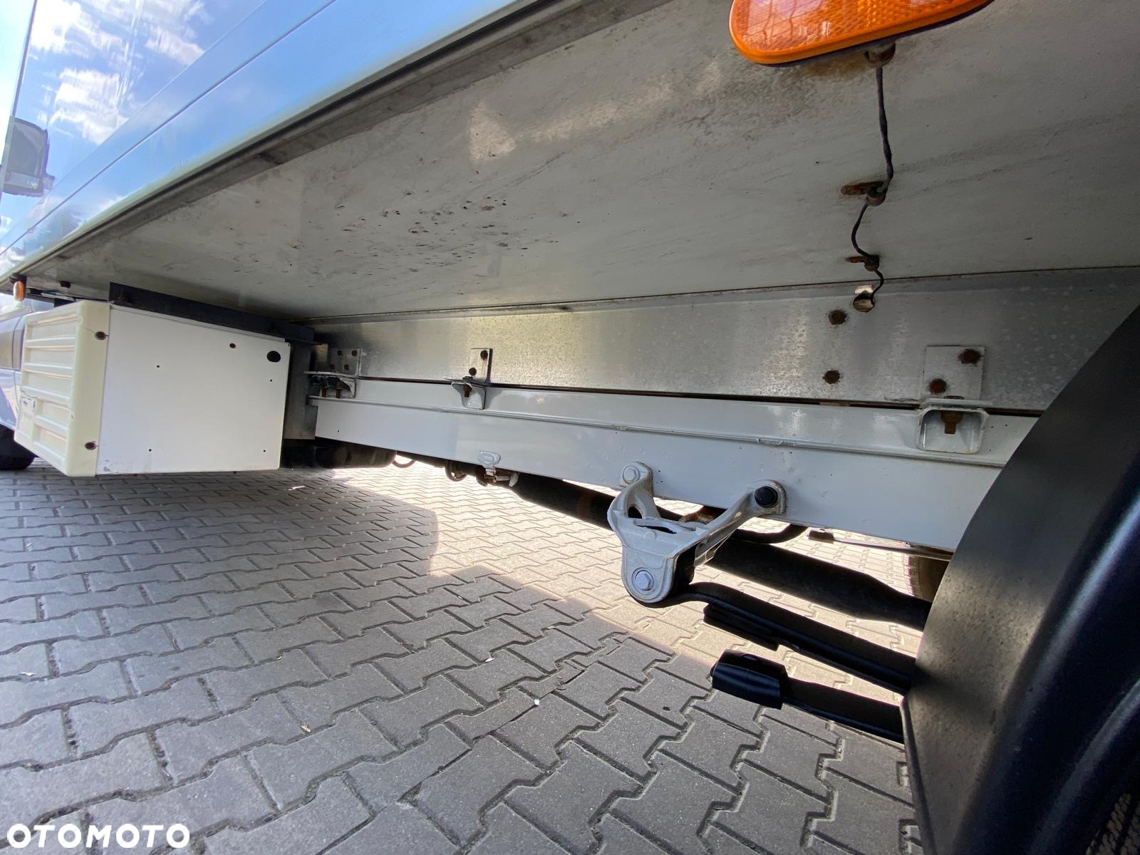 Mercedes-Benz SPRINTER 316 CDI AUTOMAT KONTENER CHŁODNIA MITSUBISHI WINDA ZEPRO - 30
