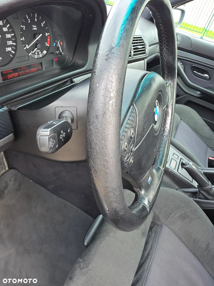 BMW Seria 5 - 25