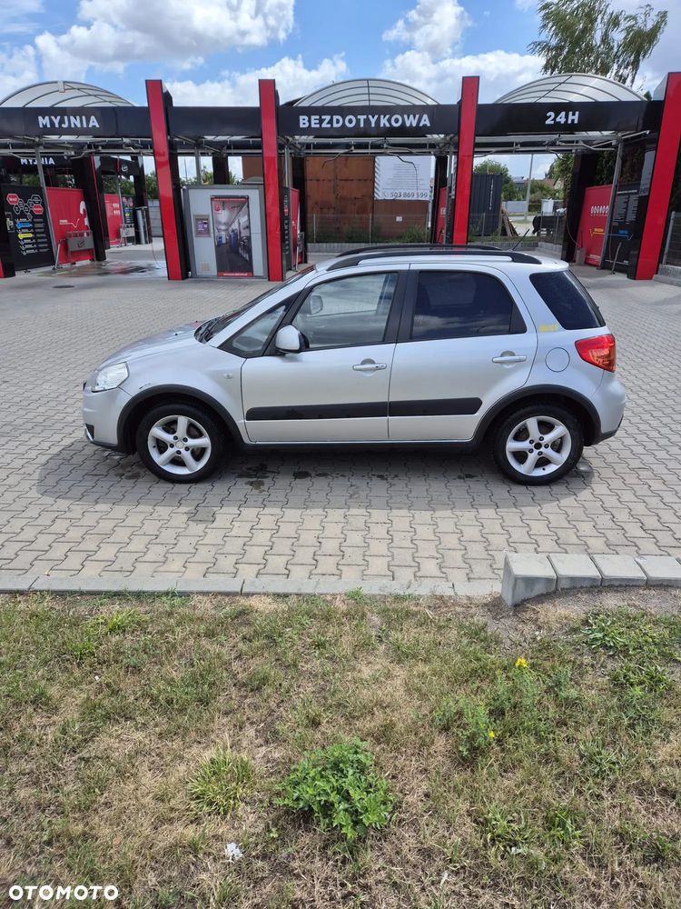 Suzuki SX4 1.6 GLX / Comfort - 4