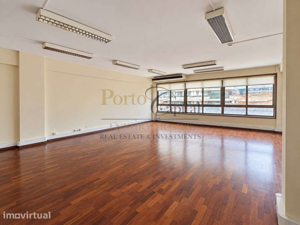ESCRITÓRIO PREMIUM 127m² | MATOSINHOS | CIRCUNVALAÇÃO - Grande imagem: 2/31