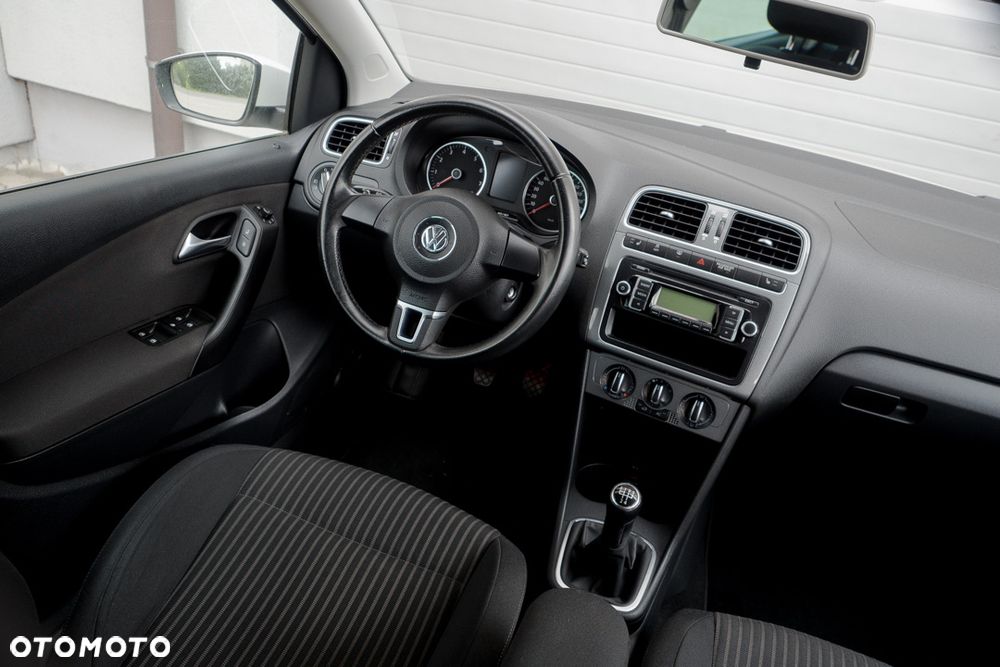 Volkswagen Polo 1.4 Highline - 31