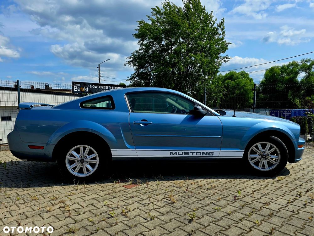 Ford Mustang - 5
