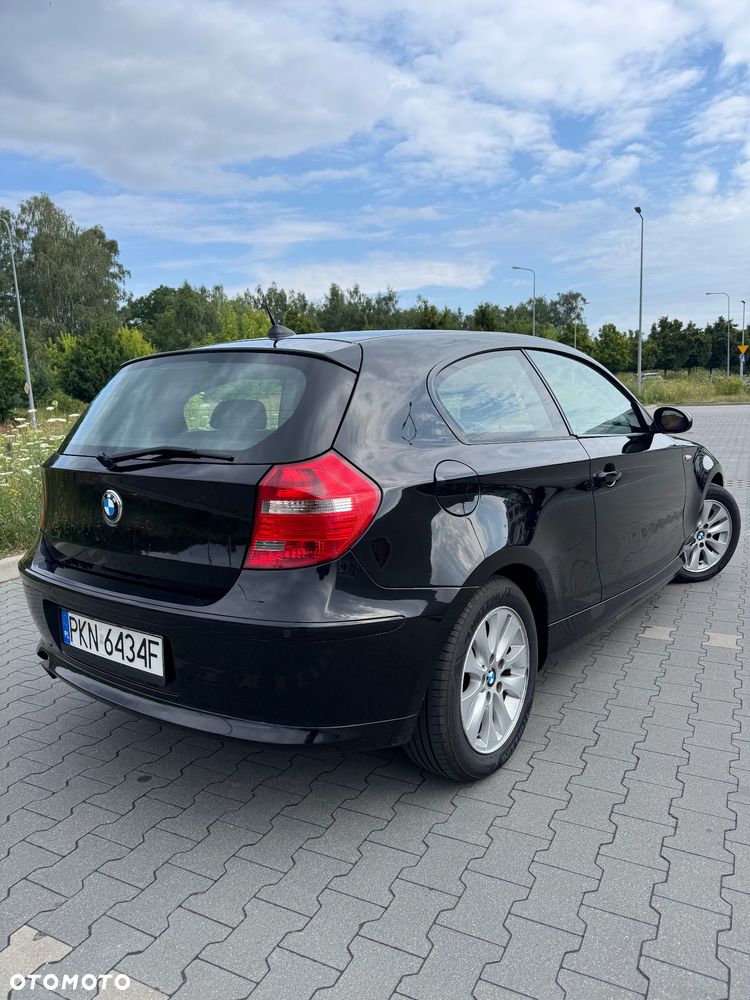 BMW Seria 1 118d DPF - 5