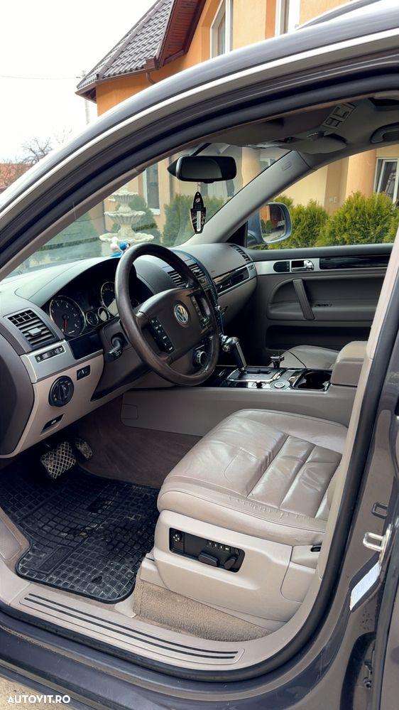 Volkswagen Touareg - 16