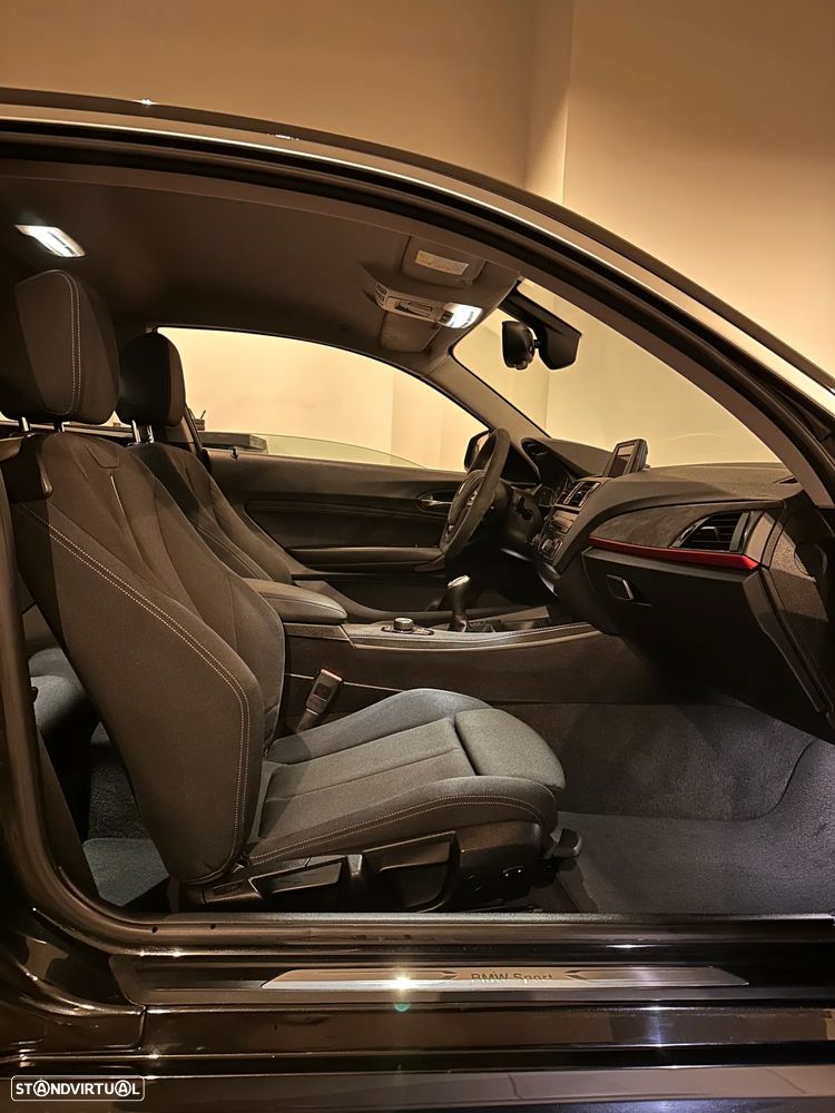 BMW 218 d Sport Line - 11