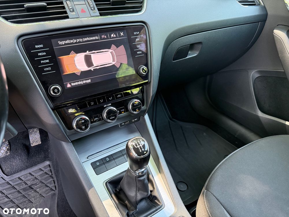 Skoda Octavia 1.6 TDI Ambition - 24
