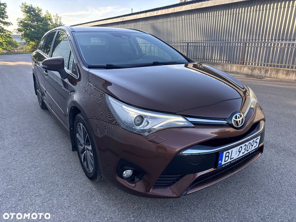 Toyota Avensis Touring Sports 1.8 Multidrive S Comfort - 10
