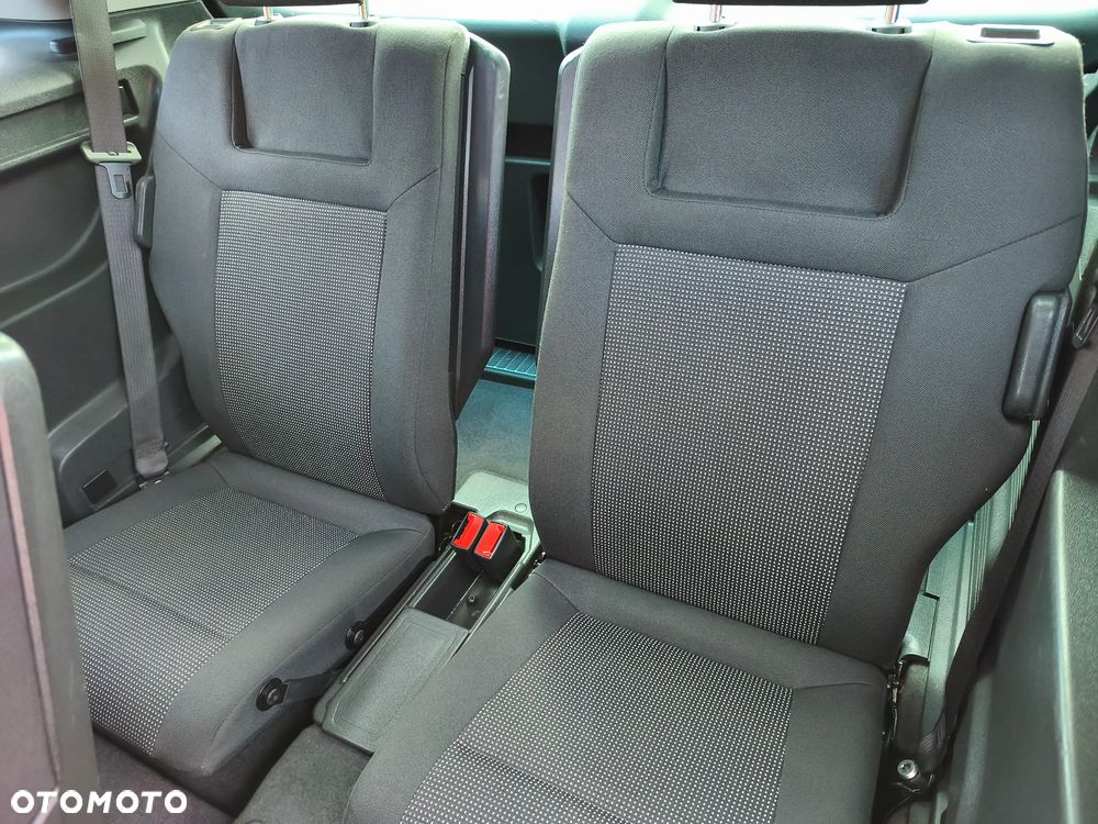 Opel Zafira - 19