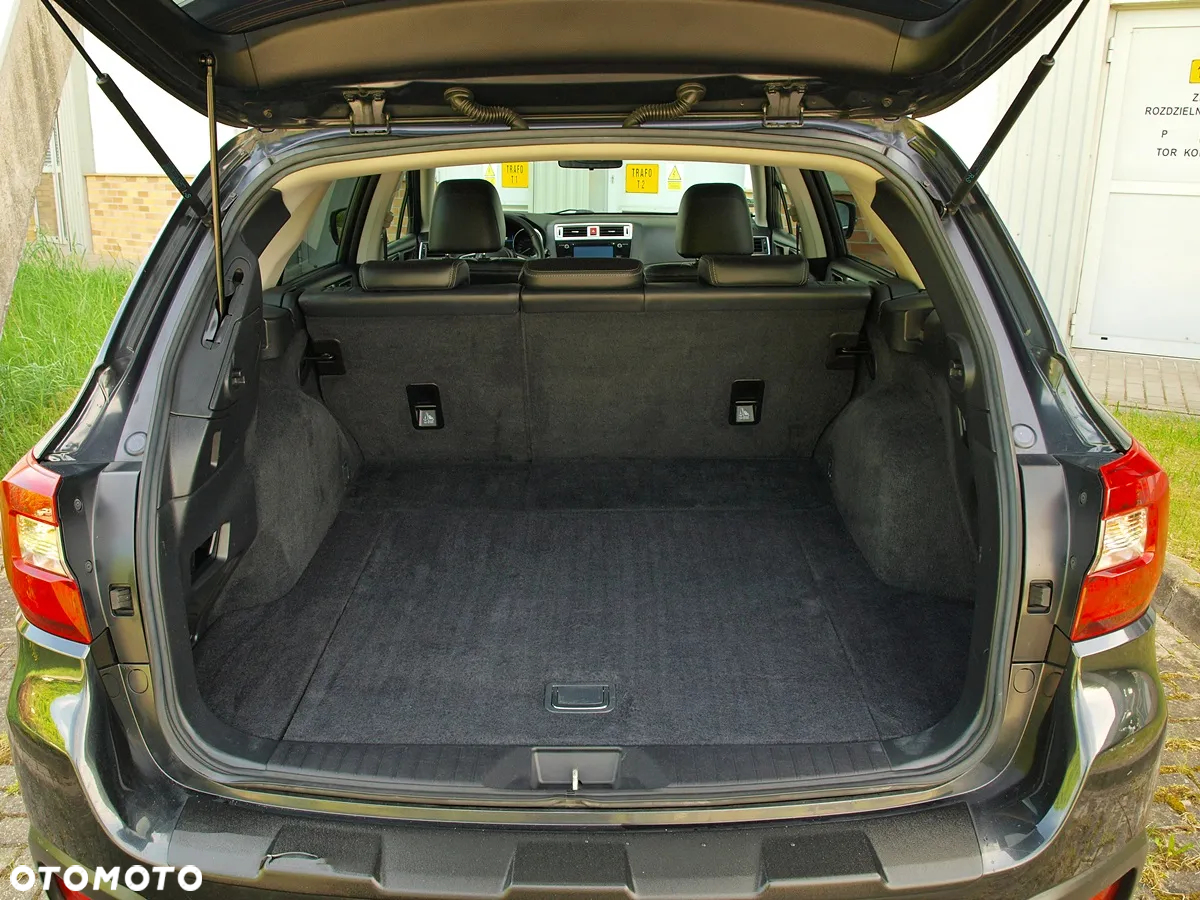 Subaru Outback 2.5i Exclusive - 16