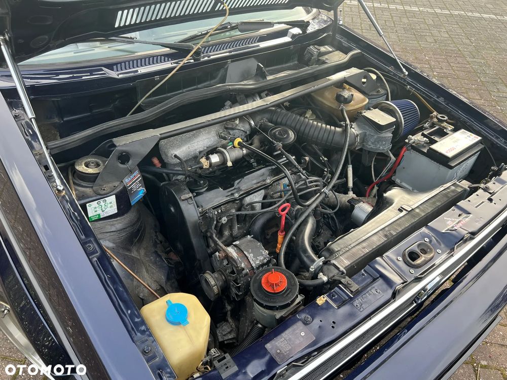 Volkswagen Golf - 32