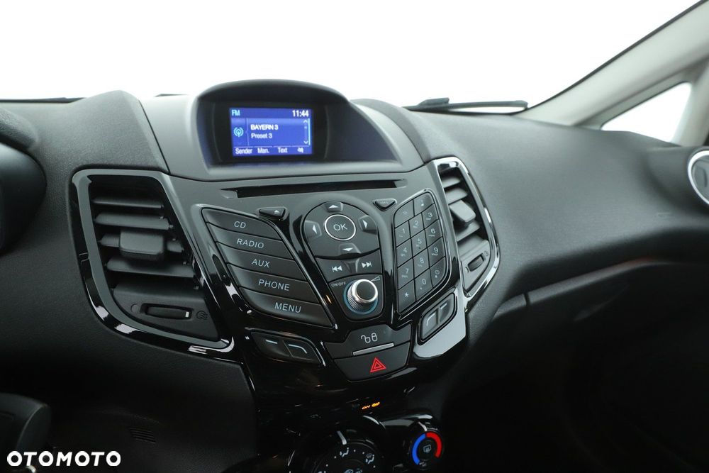 Ford Fiesta - 12