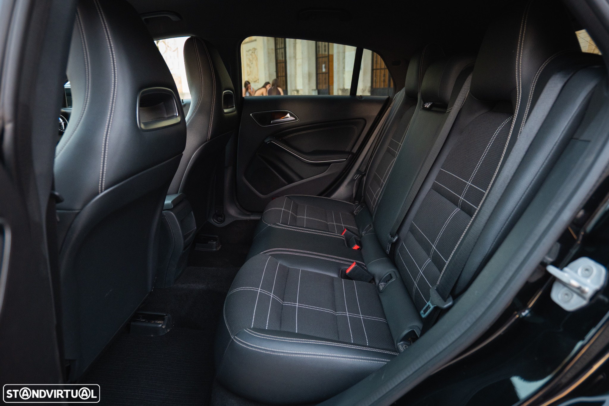 Mercedes-Benz CLA 200 d Shooting Brake Urban - 19