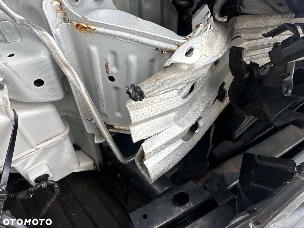 Toyota Corolla 1.8 Hybrid Comfort - 19