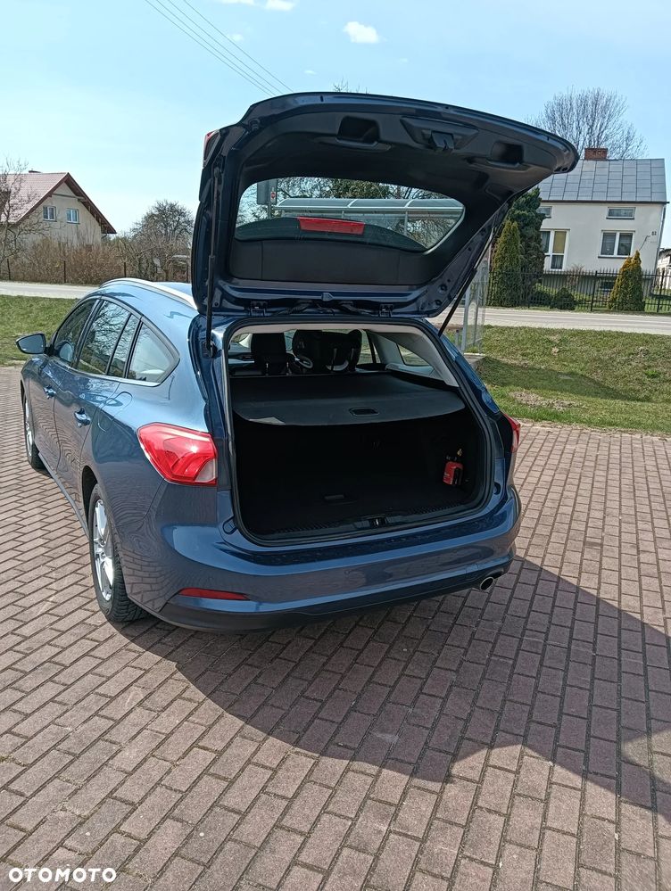 Ford Focus 1.5 EcoBlue Trend - 6
