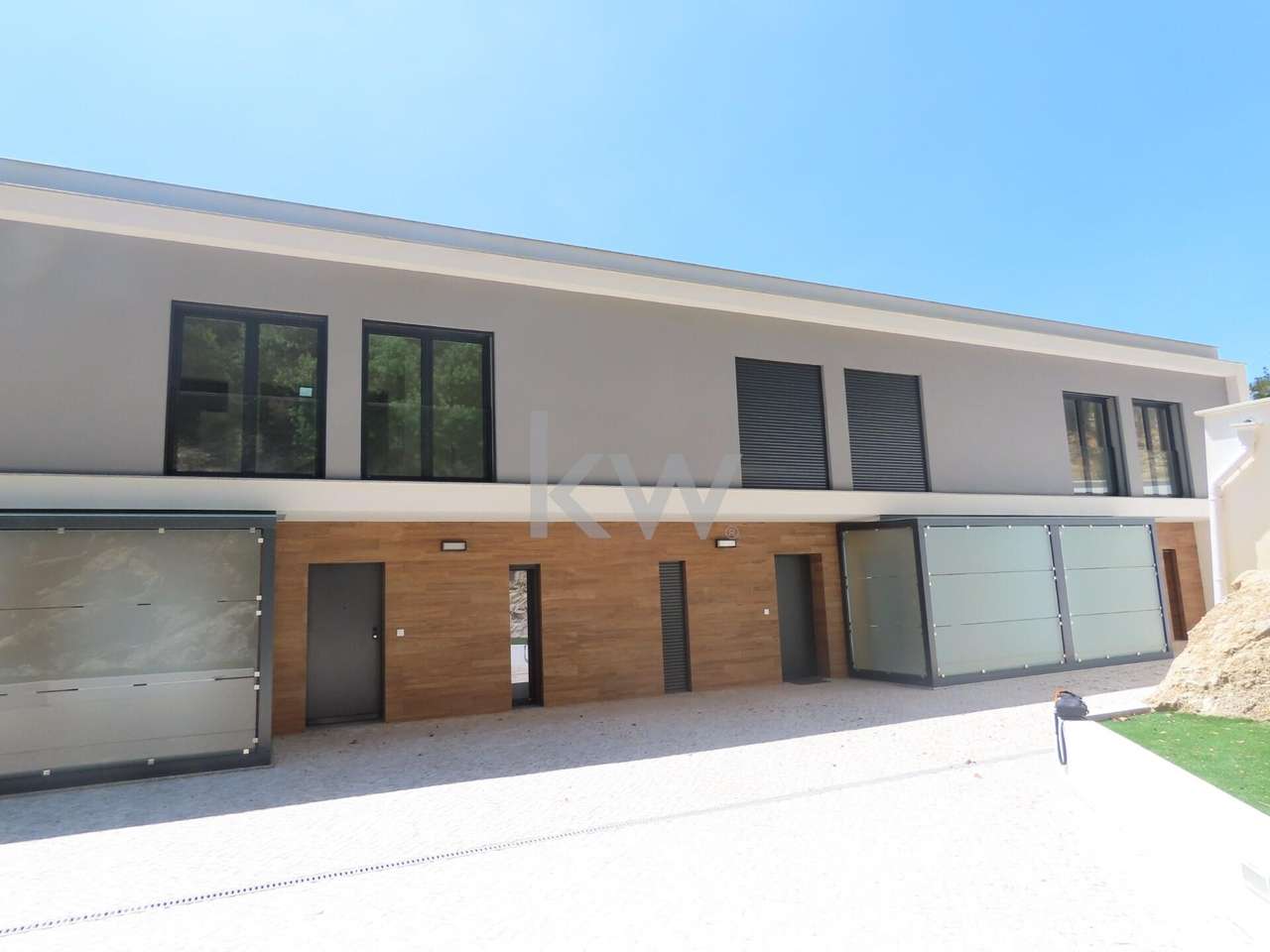 Moradia T4 de luxo em condomínio fechado em Leiria - Grande imagem: 2/23
