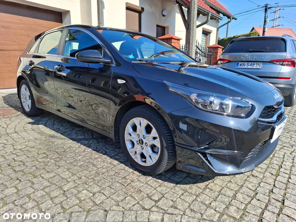 Kia Ceed 1.5 T-GDI M - 13