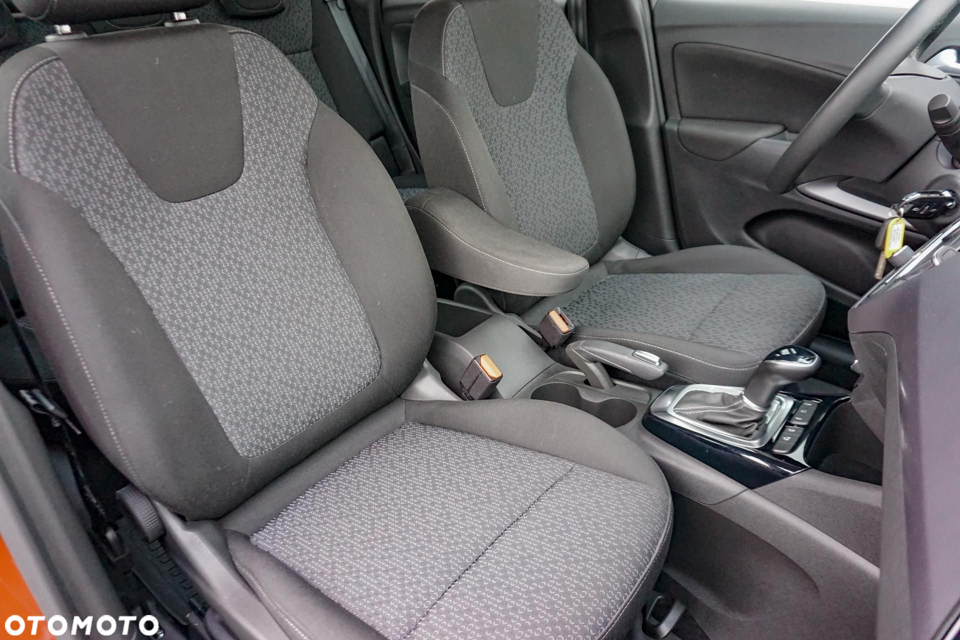 Opel Crossland - 18