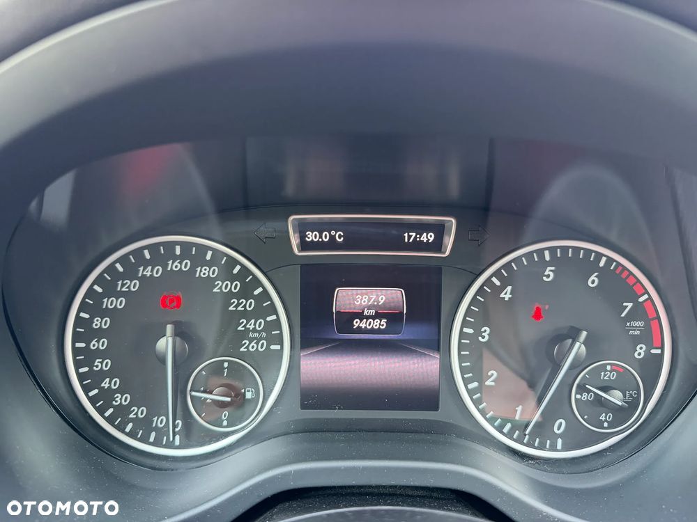 Mercedes-Benz Klasa A 180 (BlueEFFICIENCY) Style - 18