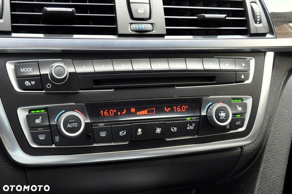 BMW Seria 3 - 32