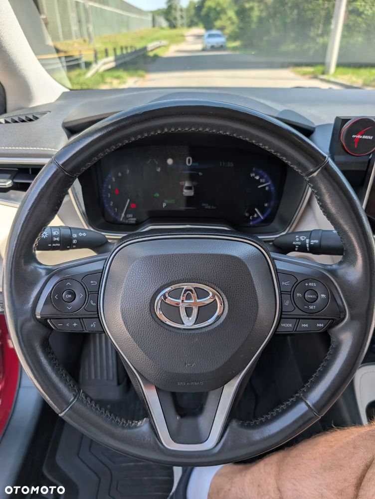 Toyota Corolla 1.8 Hybrid Executive - 28