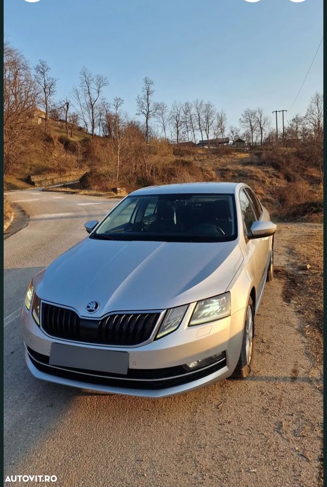 Skoda Octavia 2.0 TDI Ambition - 2