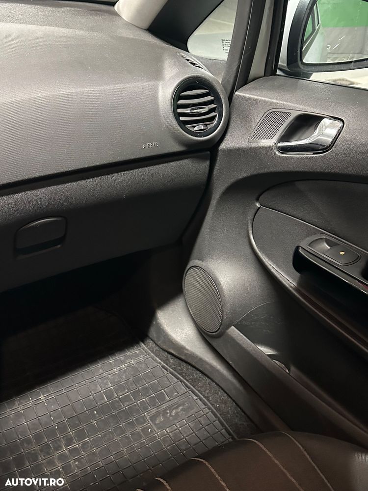 Opel Corsa Combo 1.4 Twinport Enjoy - 14