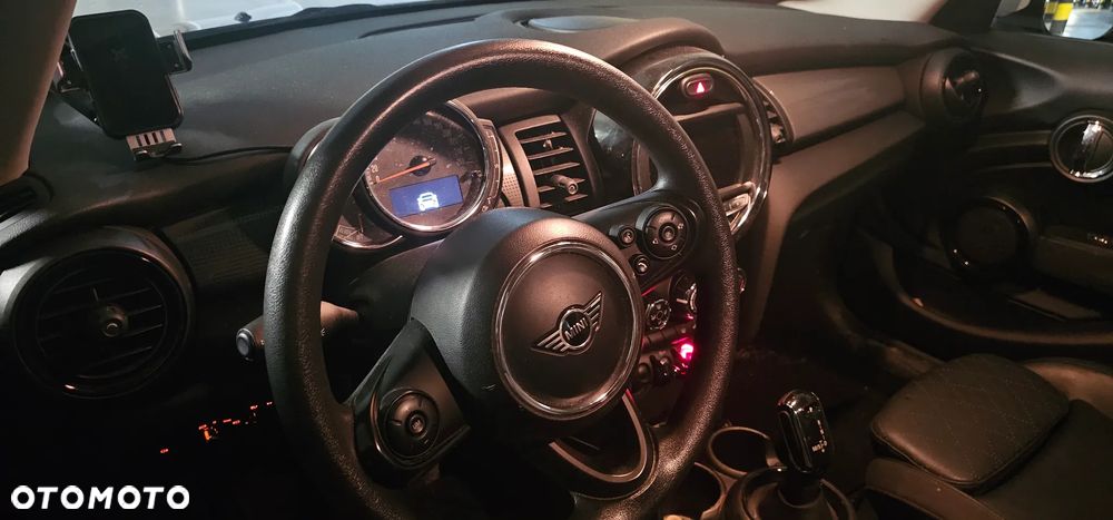 MINI Cooper - 5
