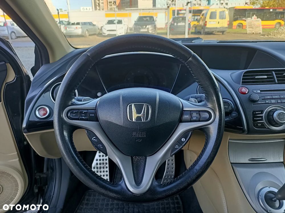 Honda Civic 1.8 Comfort - 16