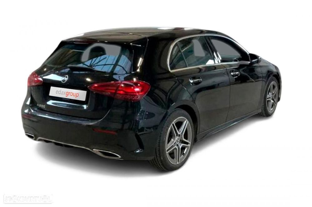 Mercedes-Benz A 200 7G-DCT AMG Line - 2