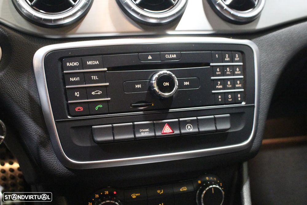 Mercedes-Benz CLA 200 Shooting Brake (CDI) d AMG Line - 33