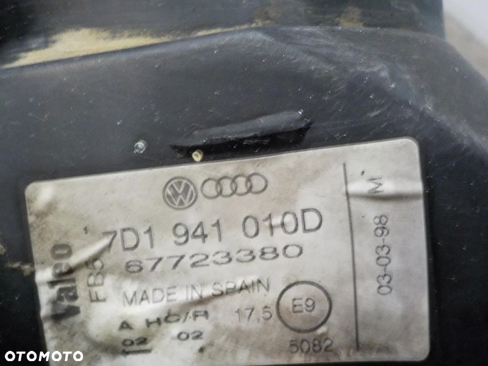 VW T4 LIFT CARAVELLE MULTIVAN LAMPA PRAWA PRZÓD - 5