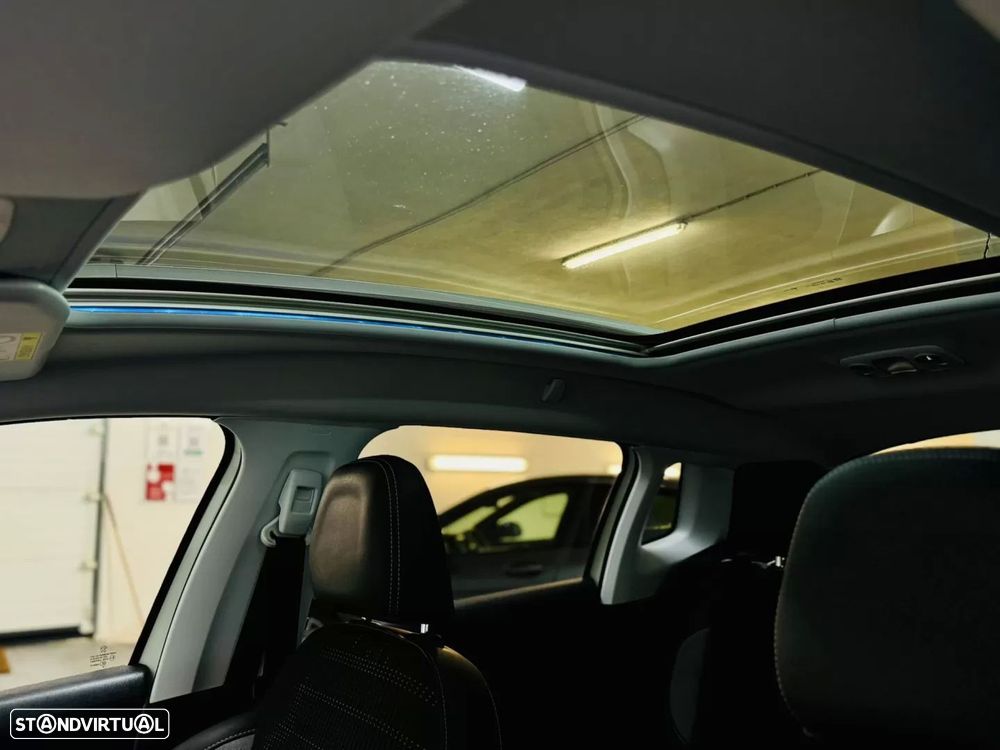 Peugeot 2008 1.6 BlueHDi Allure - 25