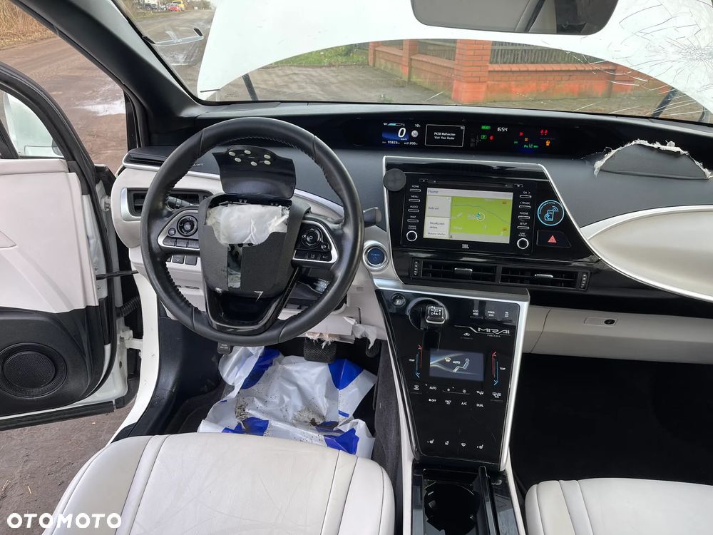 Toyota Mirai - 9