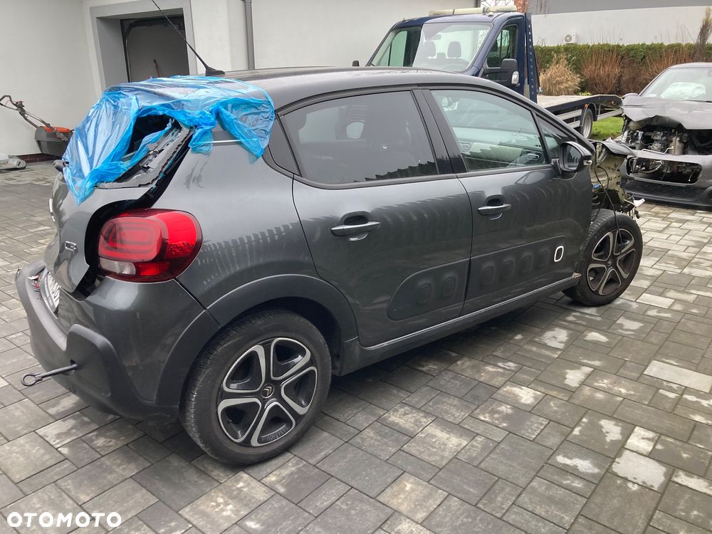 Citroën C3 1.2 PureTech Shine - 3