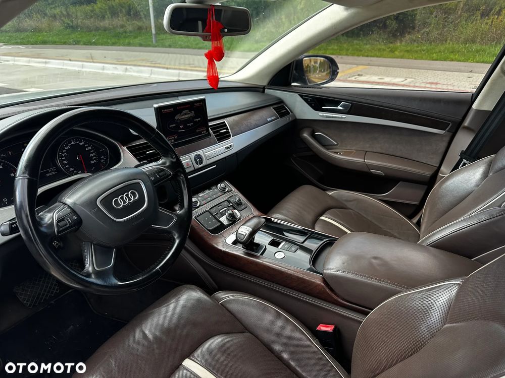 Audi A8 4.2 TDI Quattro - 12
