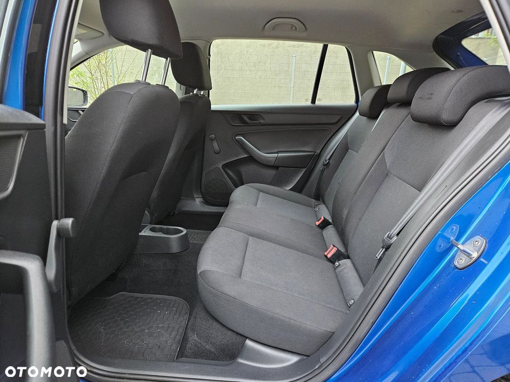 Skoda RAPID 1.4 TDI DPF Ambition - 9