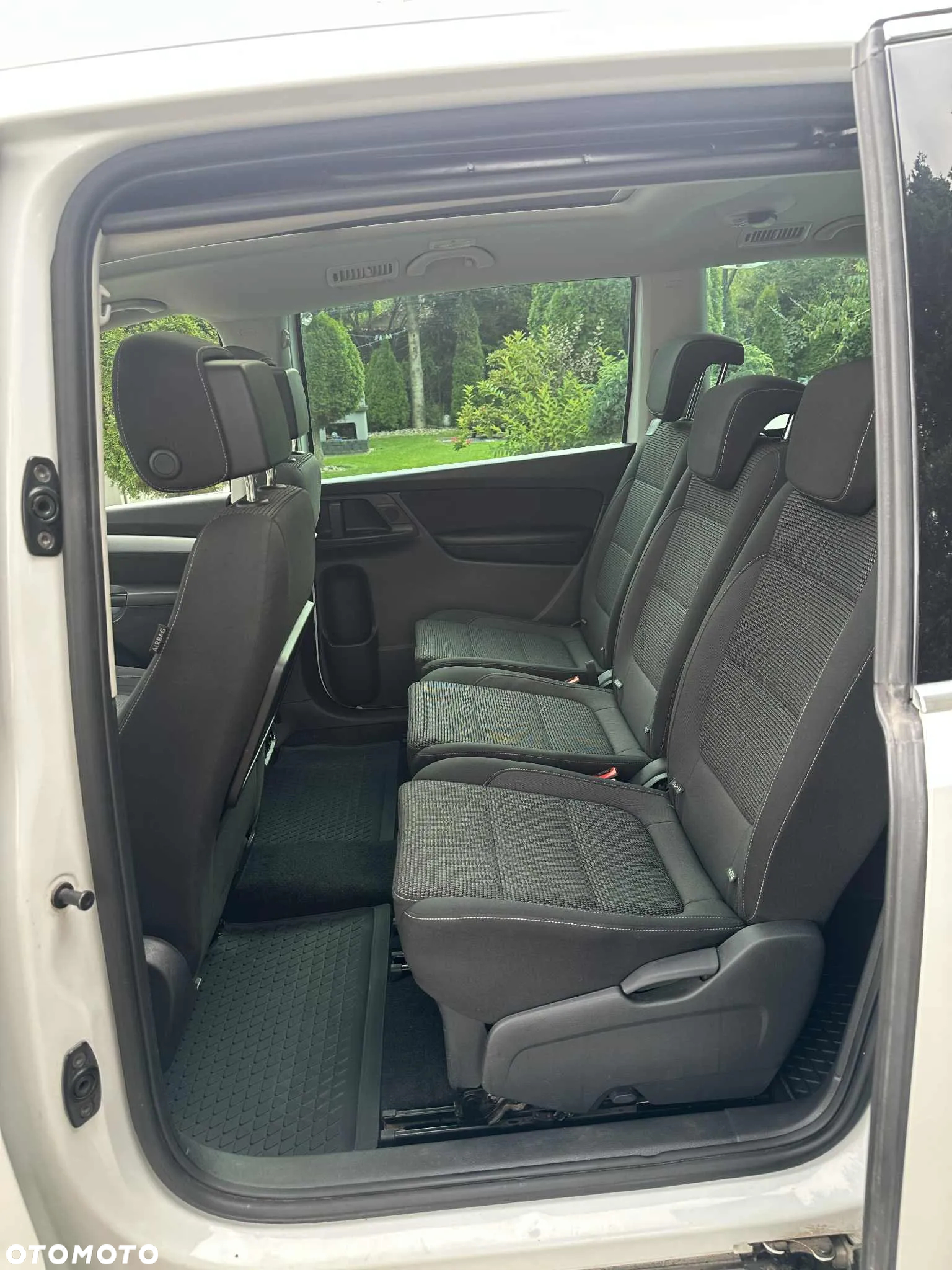 Volkswagen Sharan 2.0 TDI 4MOTION (BlueMotion Technology) Highline - 27