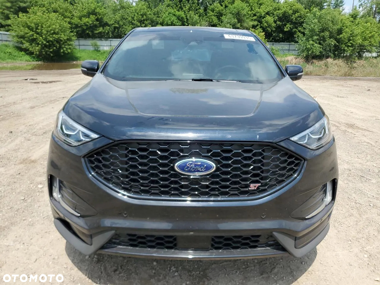 Ford Edge - 8