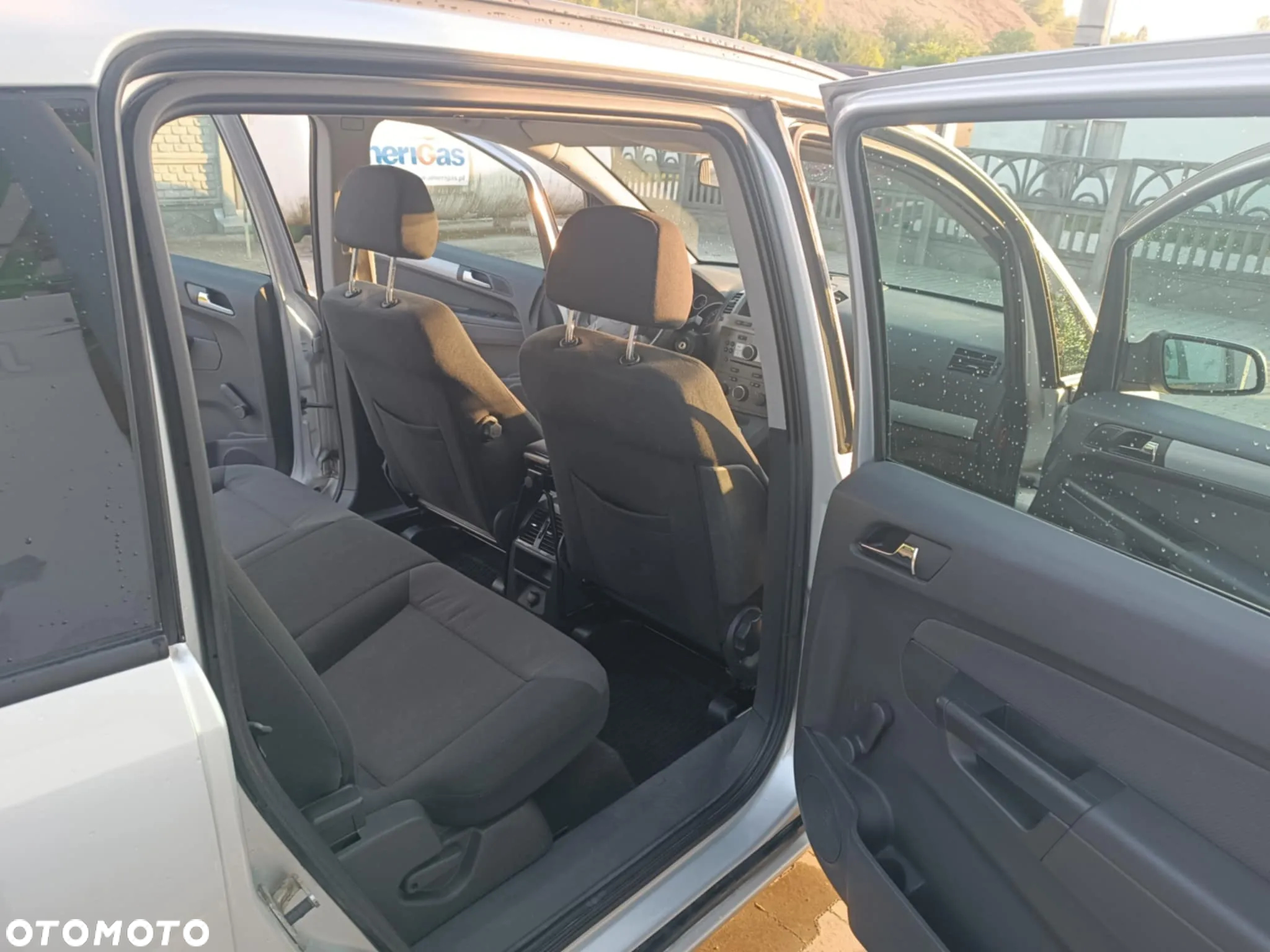 Opel Zafira - 10