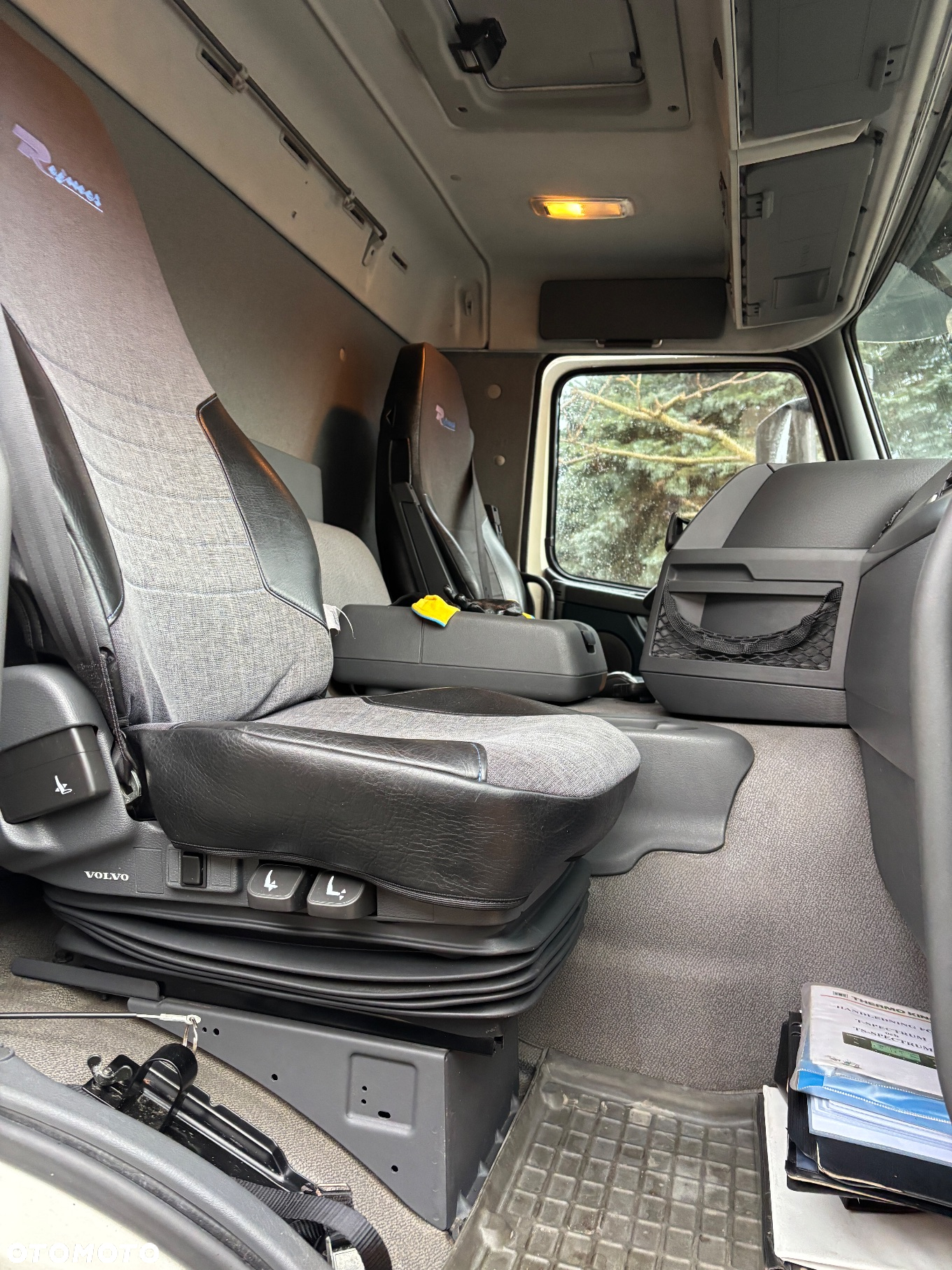 Volvo FM 330 - 22