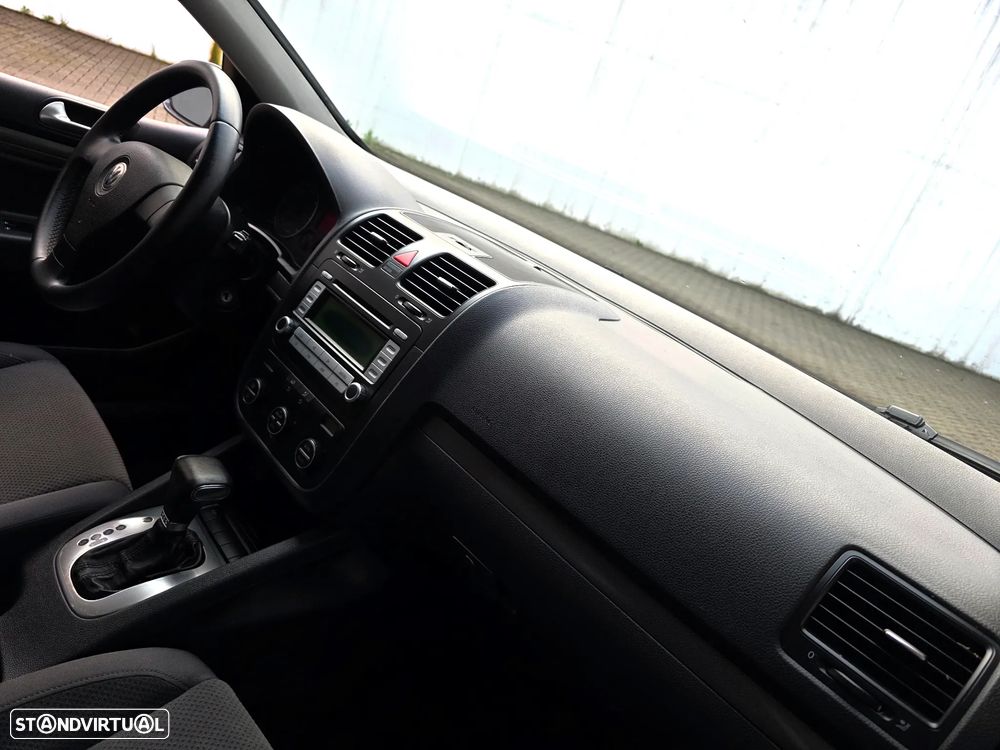 VW Golf 1.9 TDi GT Sport DSG - 39