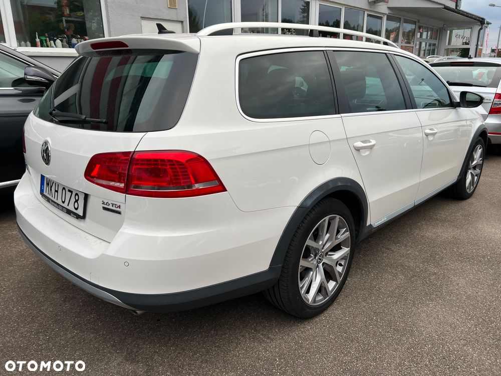 Volkswagen Passat Alltrack 2.0 TDI 4Motion DSG BlueMotion Tec - 3