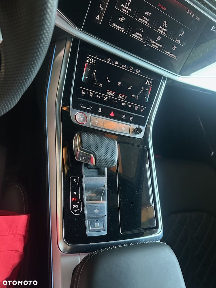 Audi SQ8 - 19